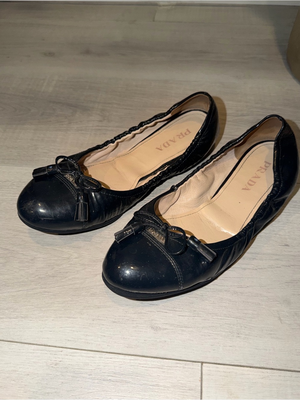 Prada Black Leather Bow-Accent Ballet Flats - Picture 4 of 7